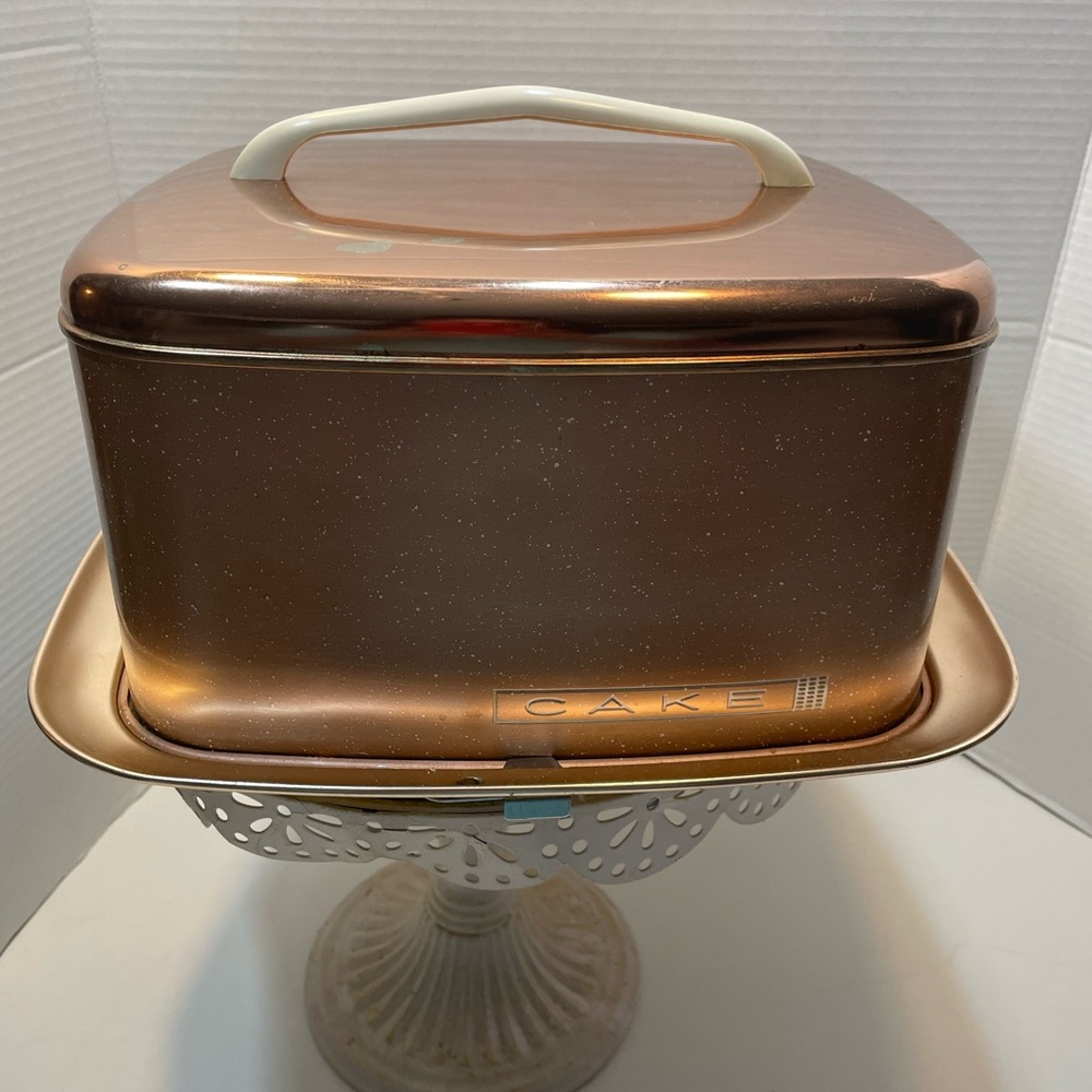 1950's VTG Beautyware Copper Cake Carrier with Handle